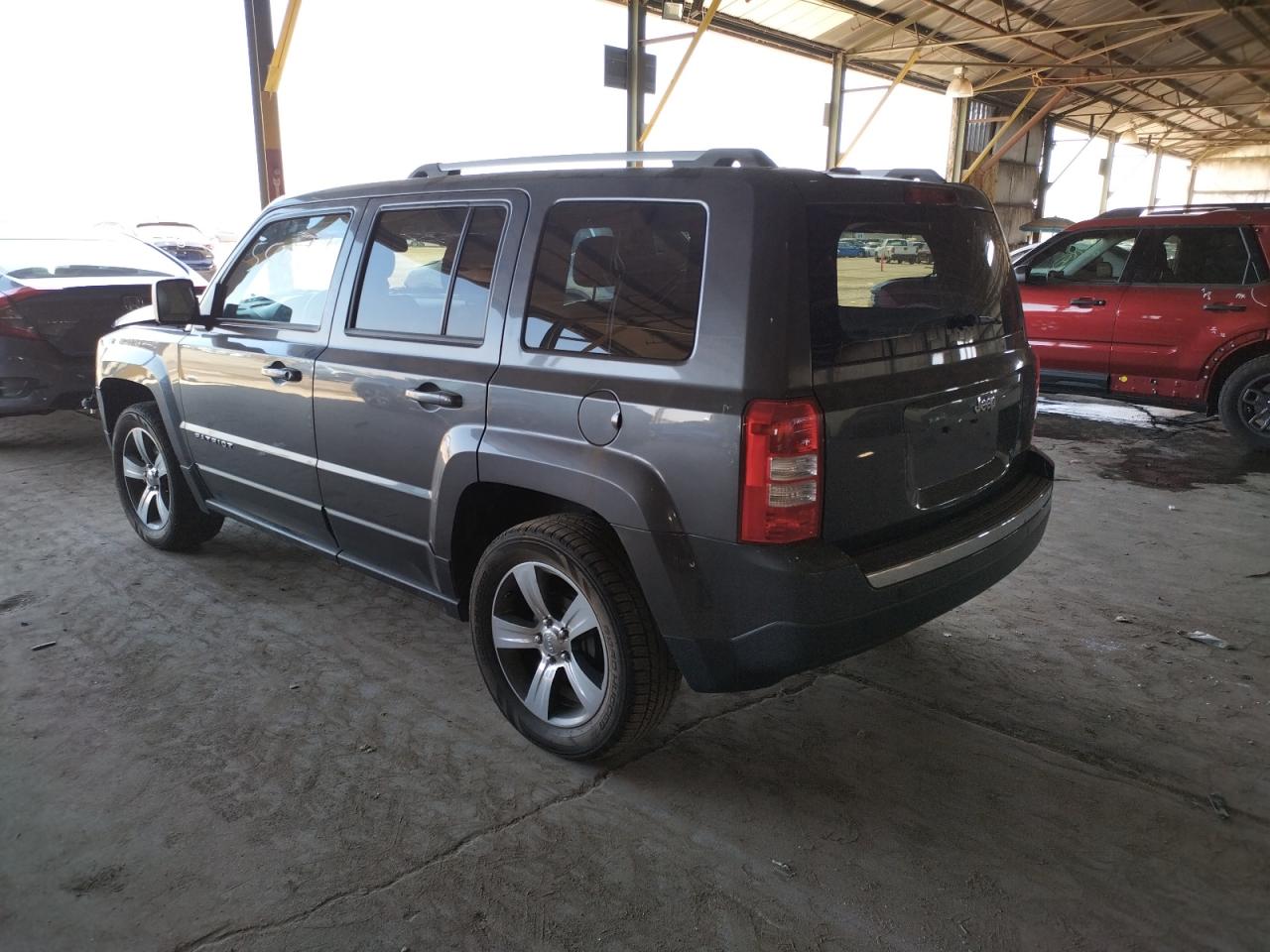 Photo 3 from auction – 2016 JEEP PATRIOT LA with VIN 1C4NJPFA0GD636920
