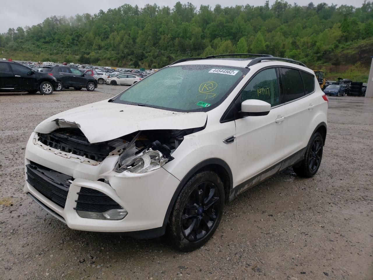 Photo 2 from auction – 2013 FORD ESCAPE SE with VIN 1FMCU9GX3DUB13802