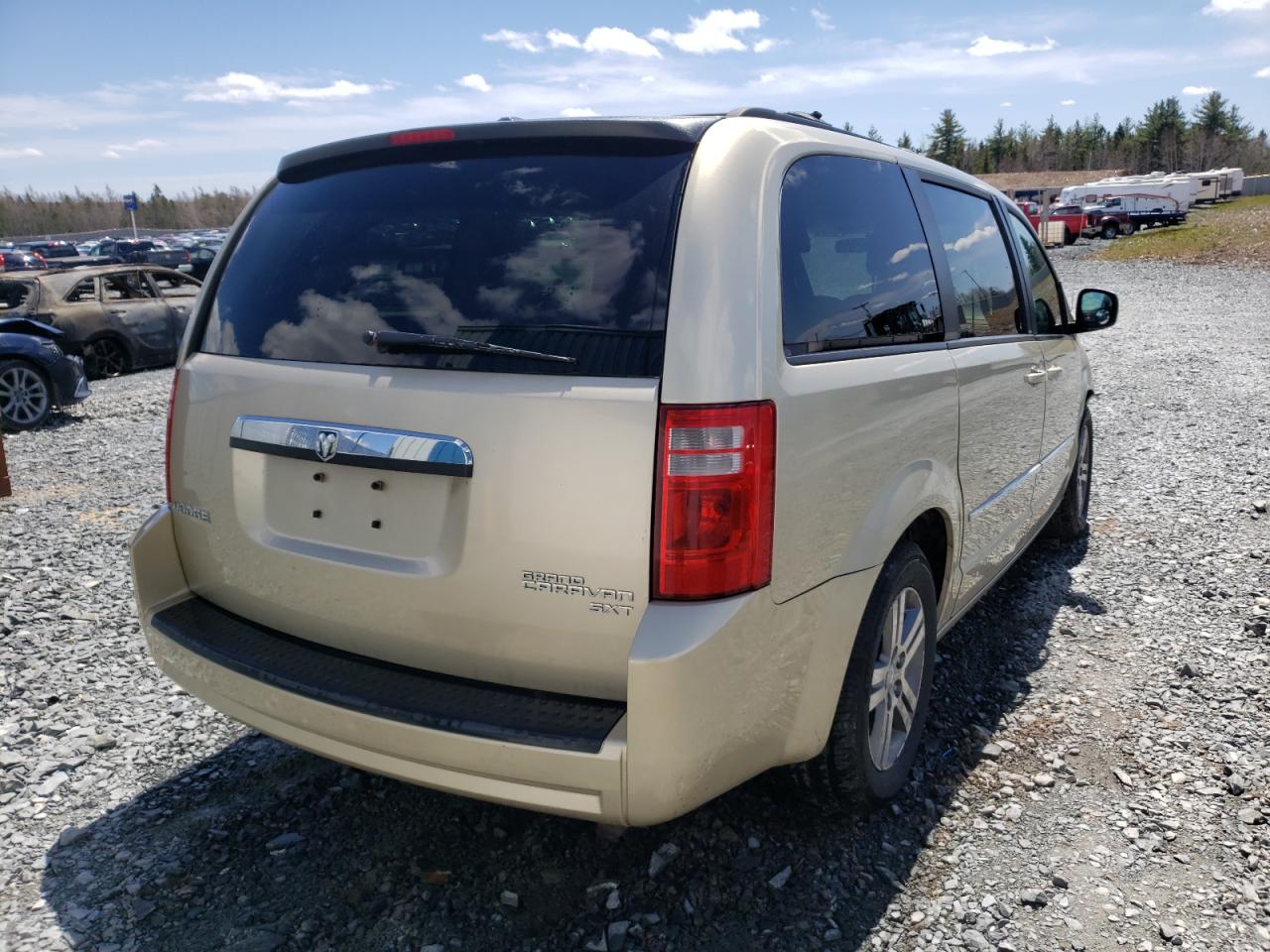 Photo 4 from auction – 2010 DODGE GRAND CARA with VIN 2D4RN4DE9AR182068