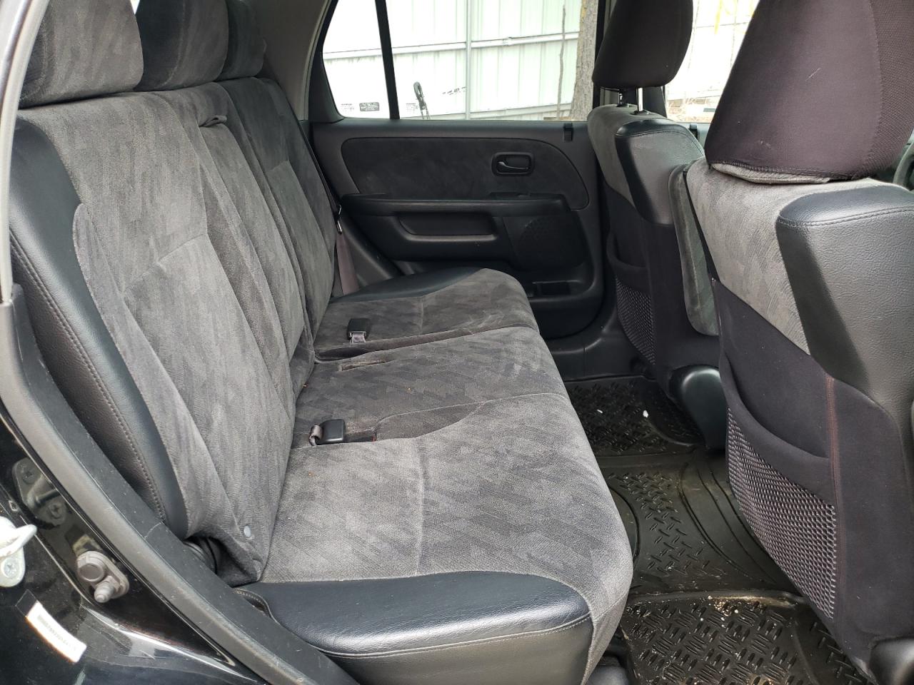 Photo 6 from auction – 2003 HONDA CR-V EX with VIN SHSRD78823U104129