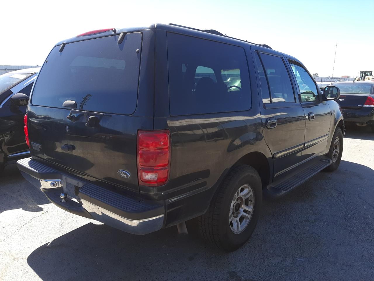 Photo 4 from auction – 1999 FORD EXPEDITION with VIN 1FMRU17L0XLB14893