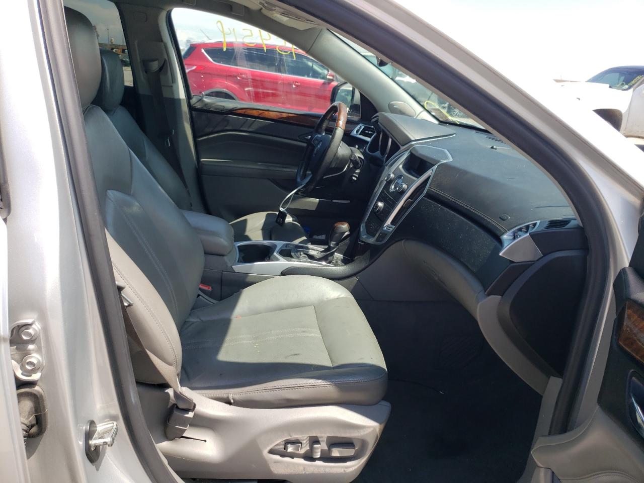 Photo 5 from auction – 2010 CADILLAC SRX LUXURY with VIN 3GYFNAEY9AS640793