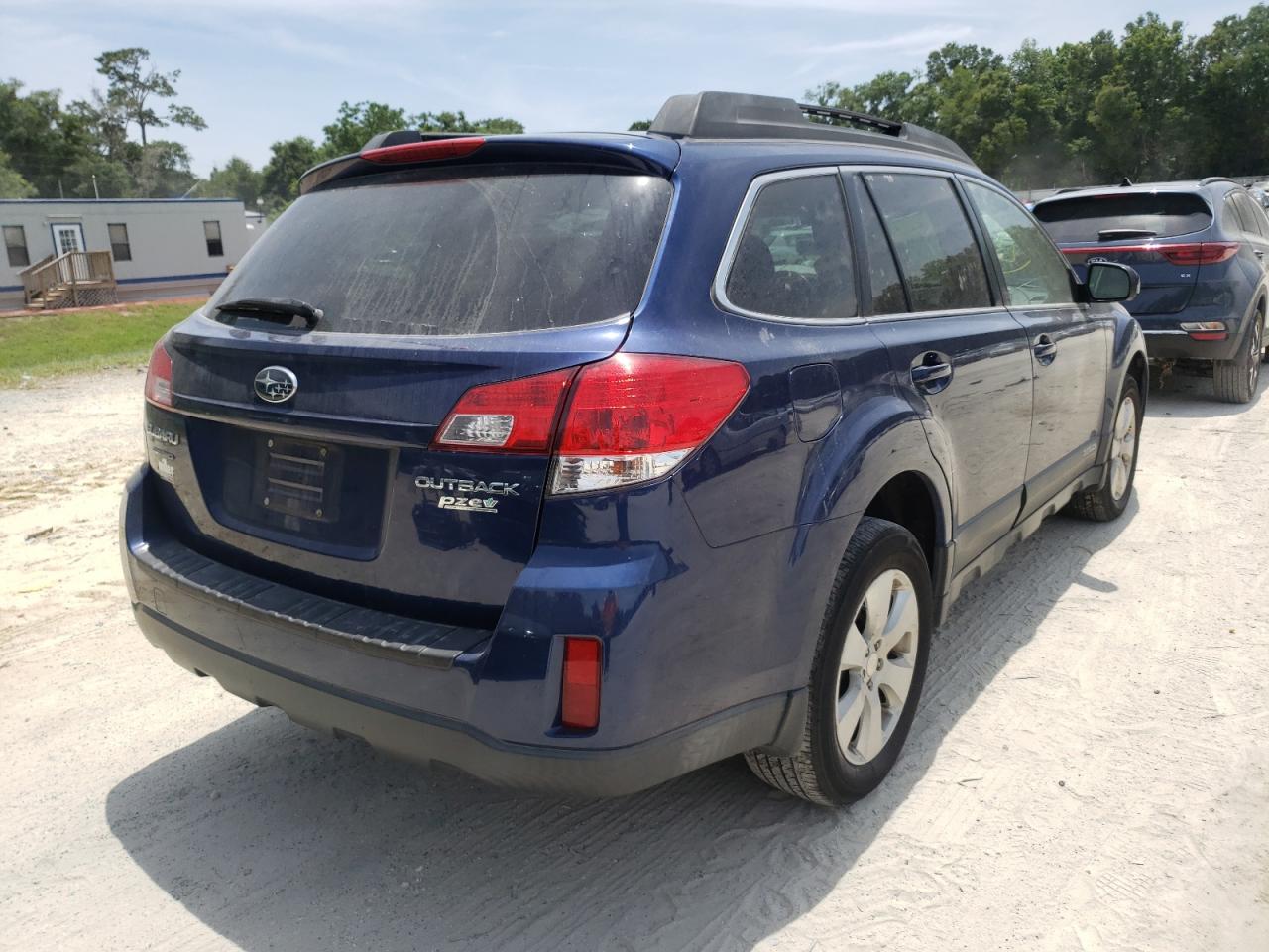 Photo 4 from auction – 2010 SUBARU OUTBACK 2. with VIN 4S4BRBHC9A3350490