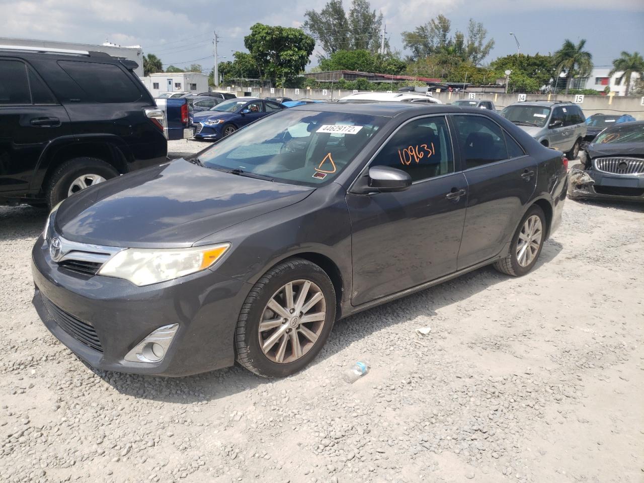 Zdjęcie 2 z aukcji – 2012 TOYOTA CAMRY BASE z VIN 4T1BF1FK0CU058737