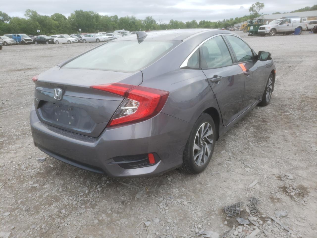 Photo 4 from auction – 2017 HONDA CIVIC EX with VIN 19XFC2F76HE078190