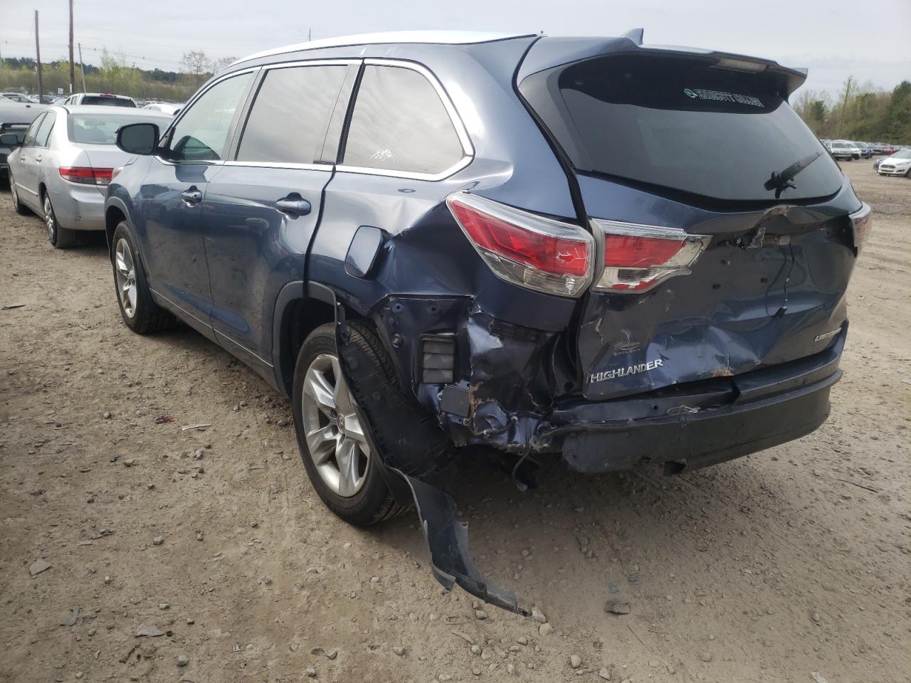 Photo 3 from auction – 2014 TOYOTA HIGHLANDER with VIN 5TDDKRFH6ES009223