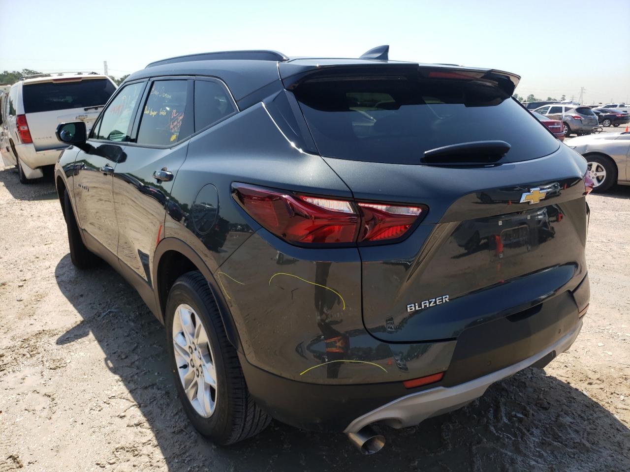 Photo 3 from auction – 2020 CHEVROLET BLAZER 3LT with VIN 3GNKBDRS9LS592226