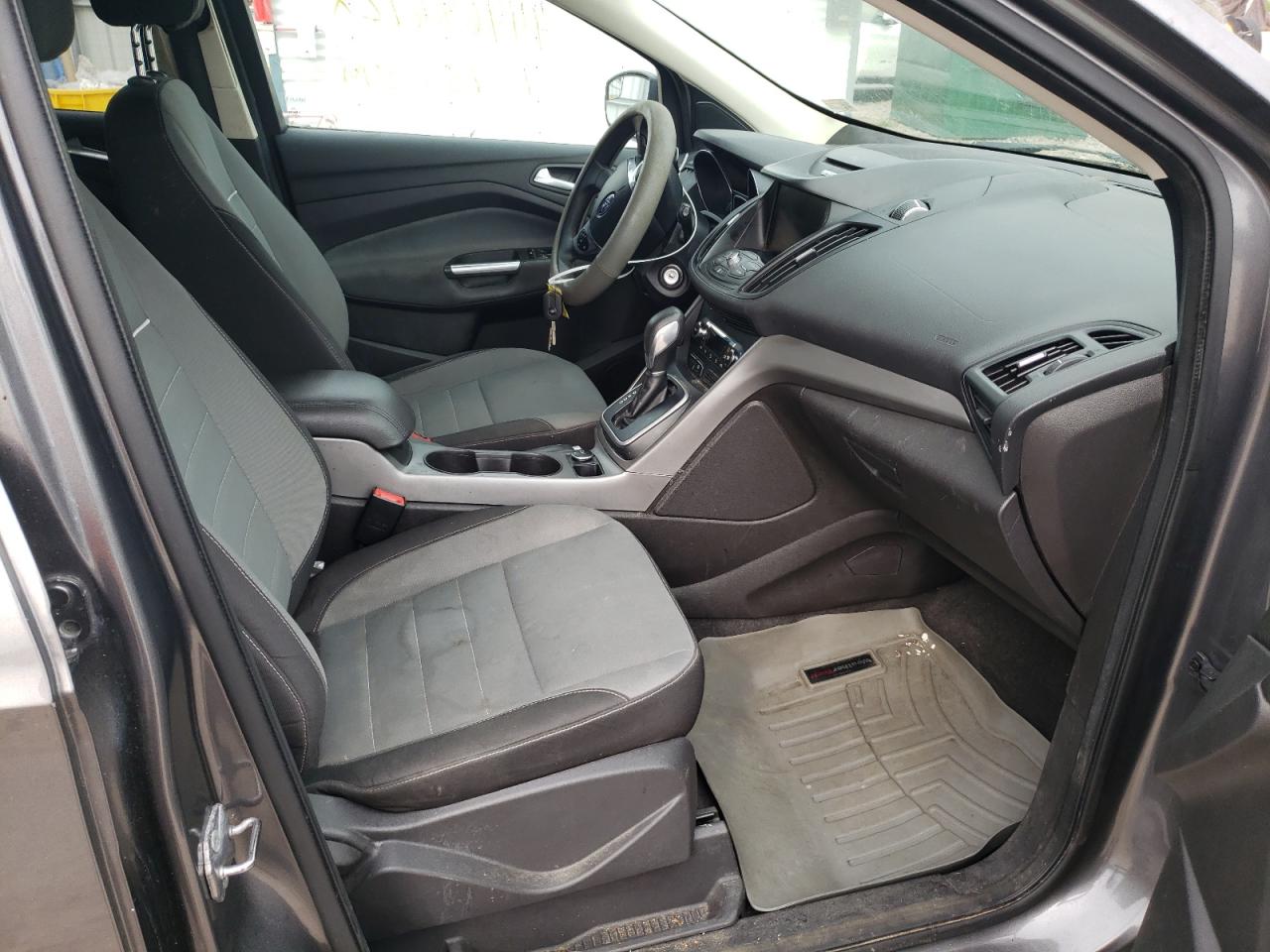 Photo 5 from auction – 2013 FORD ESCAPE SE with VIN 1FMCU9G99DUA74229
