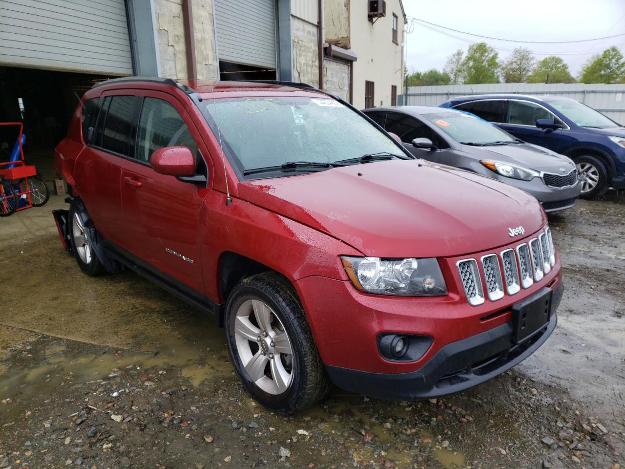 JEEP COMPASS LA 2014 with VIN 1C4NJDEB0ED642173 - Photo from auction