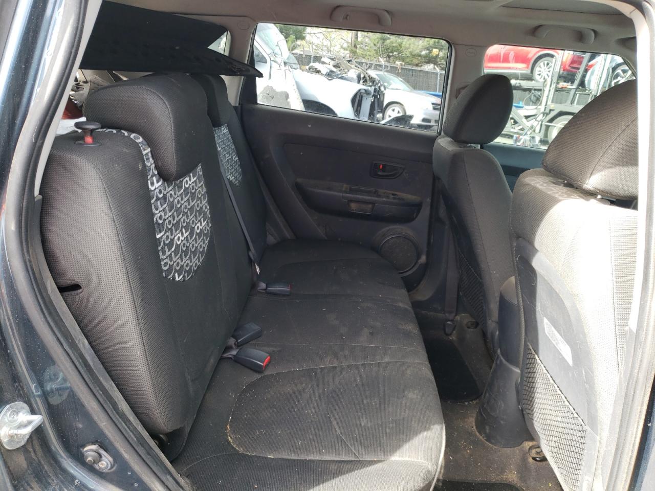 Photo 6 from auction – 2010 KIA SOUL + with VIN KNDJT2A26A7072689