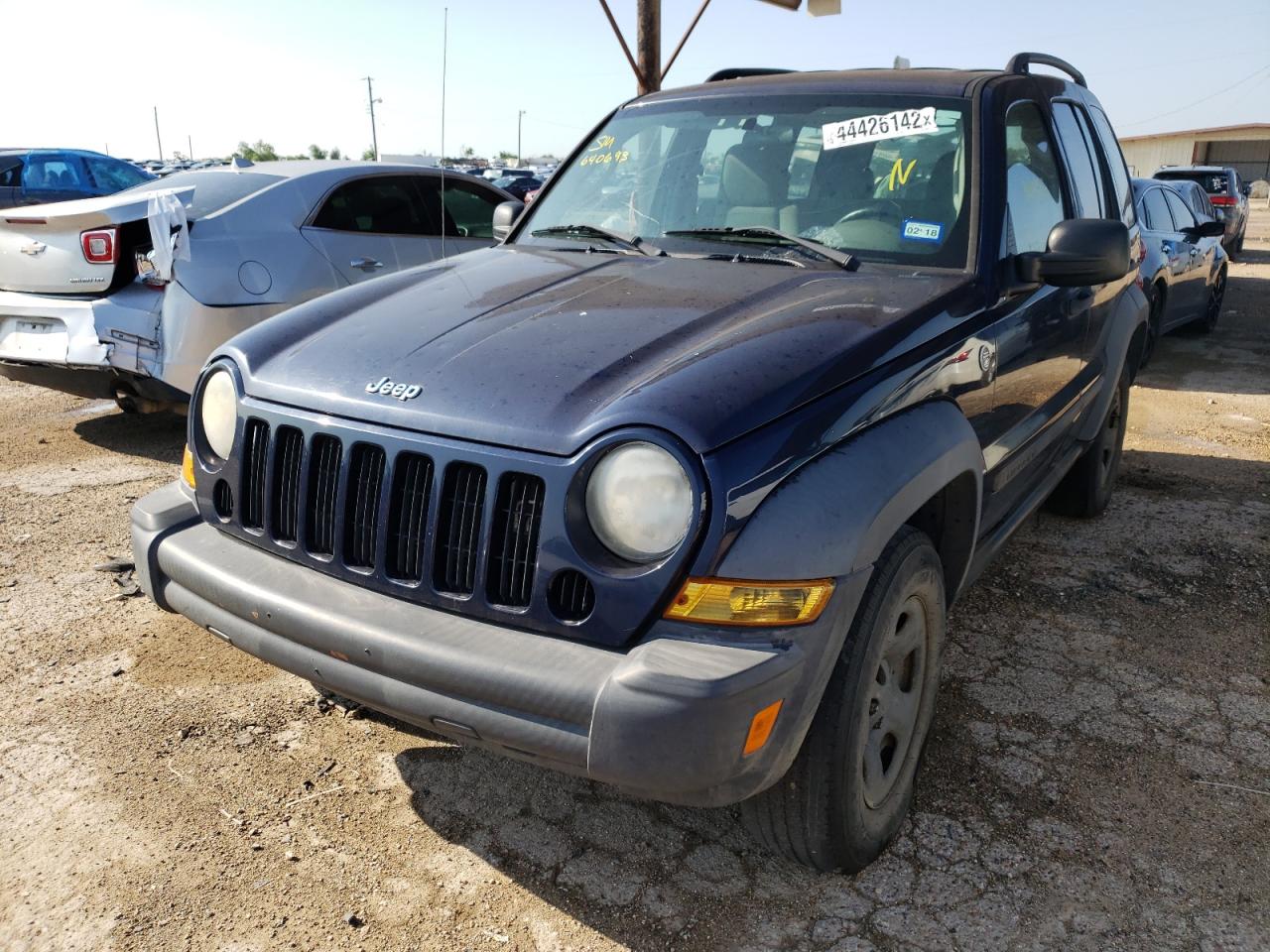 Photo 2 from auction – 2007 JEEP LIBERTY SP with VIN 1J4GL48K57W640693