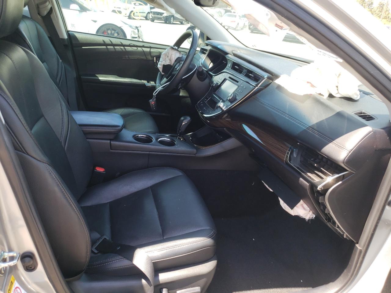 Photo 5 from auction – 2015 TOYOTA AVALON HYB with VIN 4T1BD1EB9FU040698