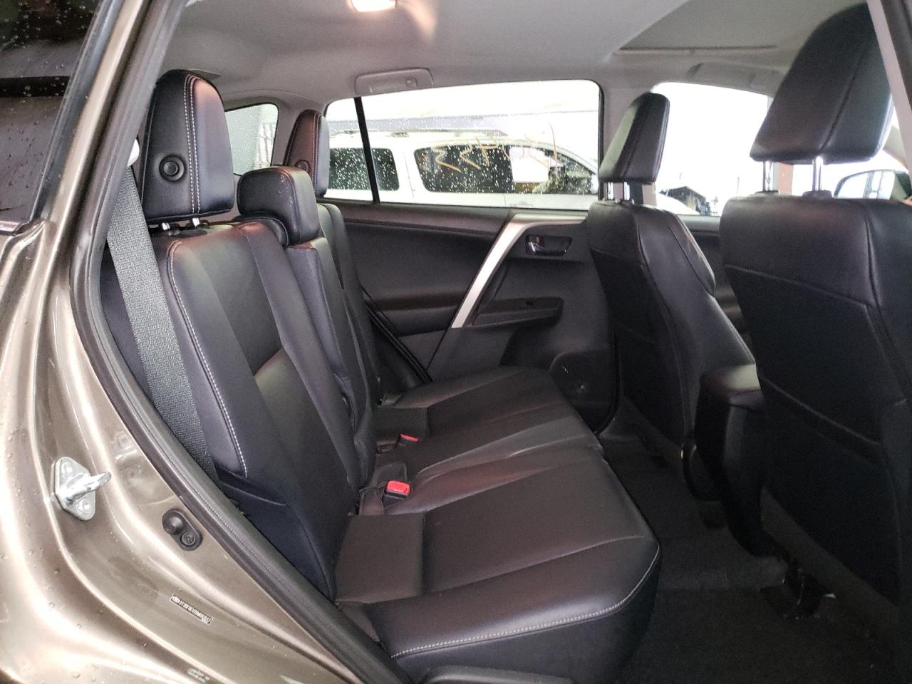 Photo 6 from auction – 2013 TOYOTA RAV4 LIMIT with VIN 2T3DFREV2DW093517