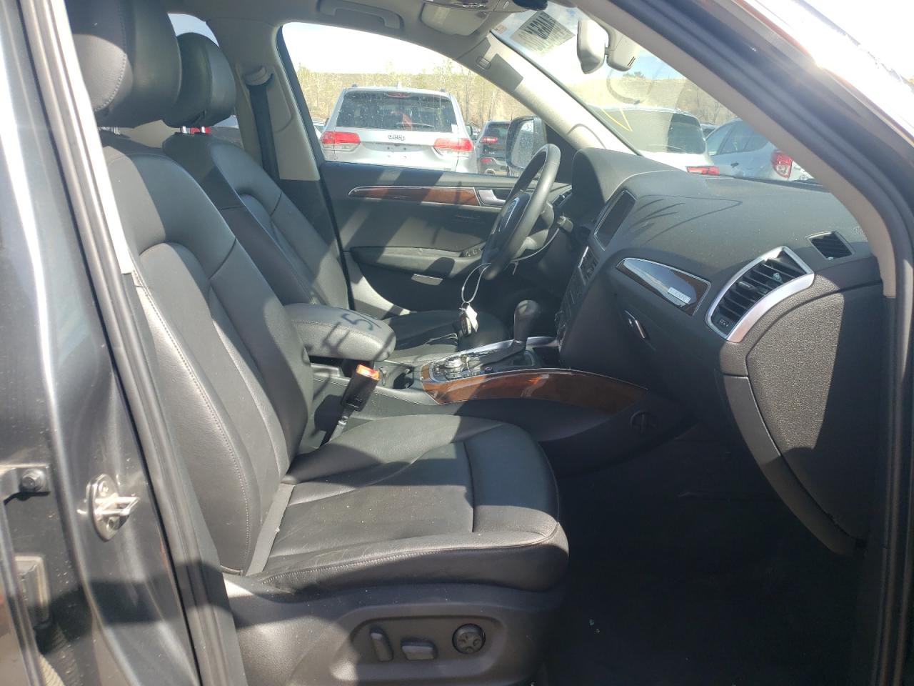 Photo 5 from auction – 2012 AUDI Q5 PREMIUM with VIN WA1DKAFP5CA114560