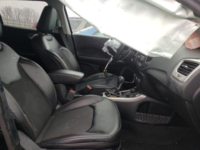 Photo 5 from auction – 2018 JEEP COMPASS LA with VIN 3C4NJDBBXJT239472