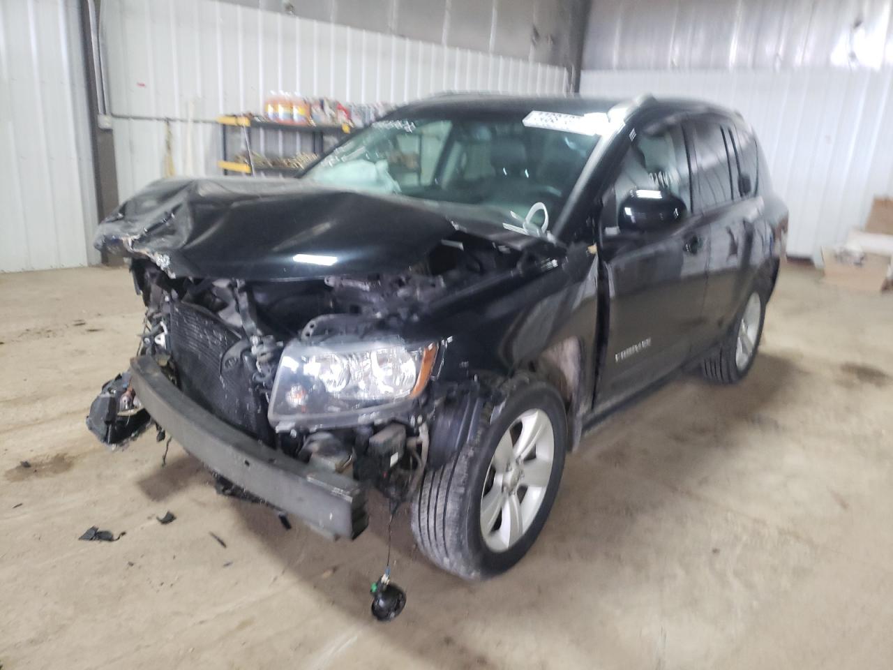 Photo 2 from auction – 2016 JEEP COMPASS with VIN 1C4NJDEB9GD662487