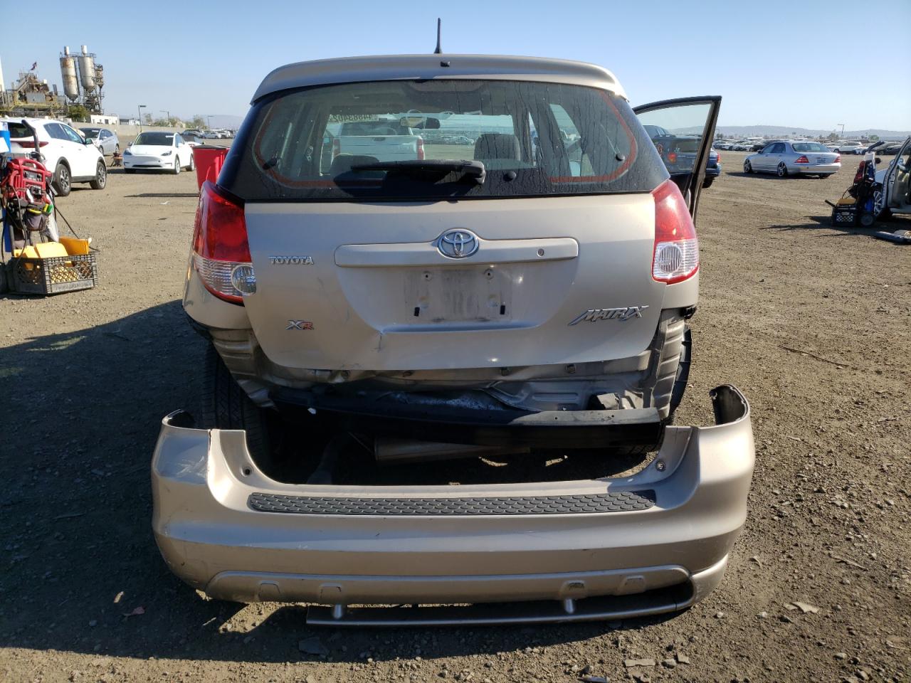 Photo 9 from auction – 2003 TOYOTA MATRIX XR with VIN 2T1KR32E13C011172