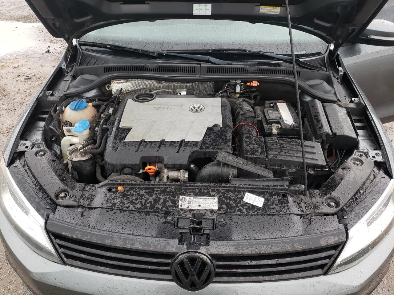 Photo 7 from auction – 2012 VOLKSWAGEN JETTA TDI with VIN 3VWLL7AJ7CM394602