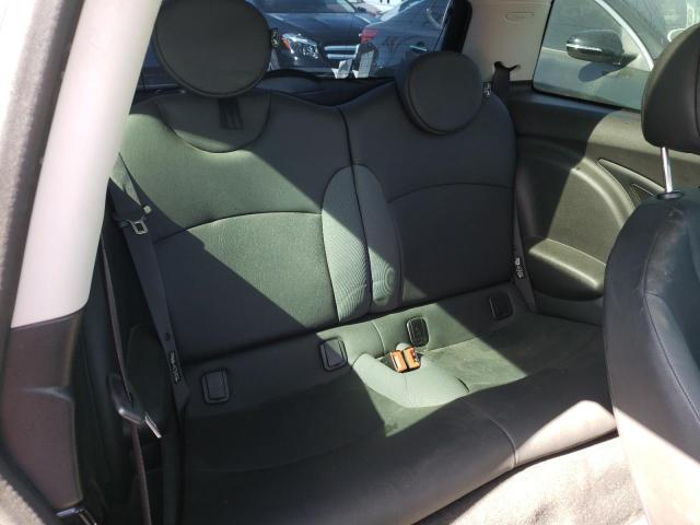 Photo 6 from auction – 2010 MINI COOPER with VIN WMWMF3C56ATZ24111