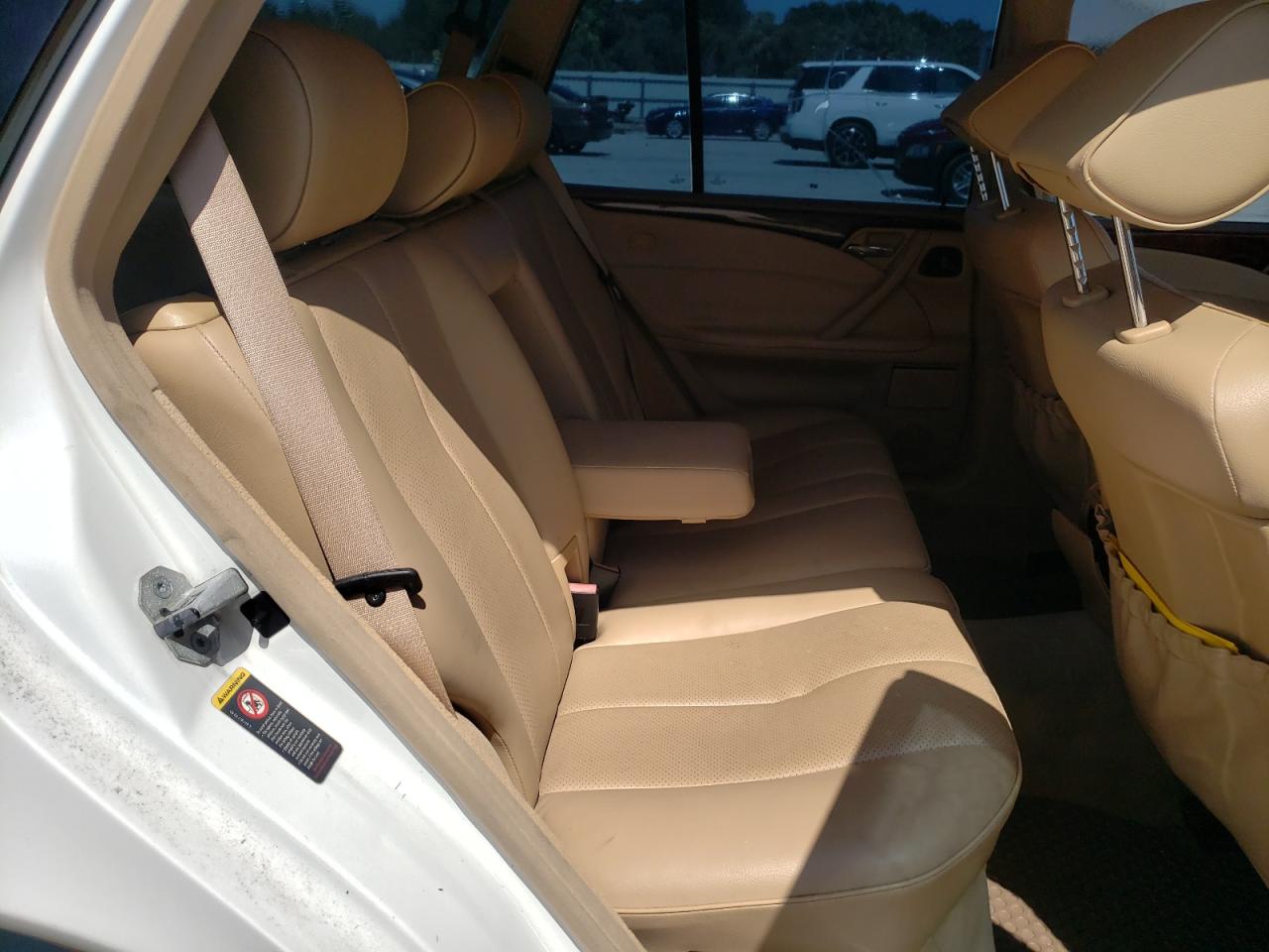 Photo 6 from auction – 2001 MERCEDES-BENZ E 320 with VIN WDBJH65J91B323730