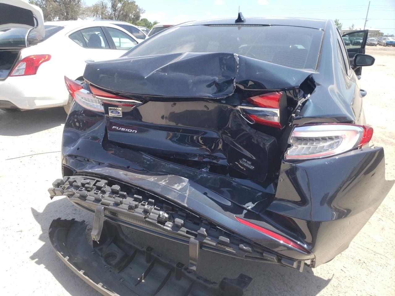 Photo 9 from auction – 2020 FORD FUSION SE with VIN 3FA6P0LU6LR226560