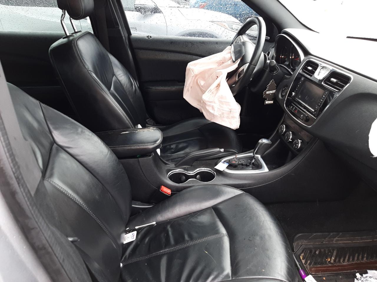 Photo 15 from auction – 2013 CHRYSLER 200 LIMITE with VIN 1C3CCBCG5DN718861