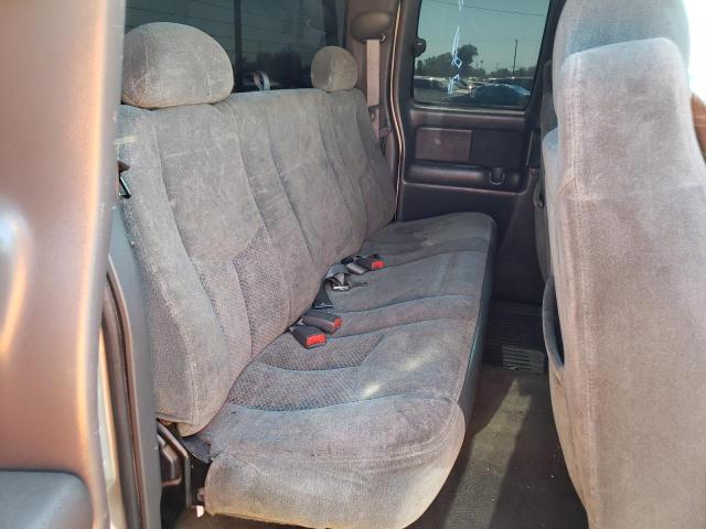 Photo 6 from auction – 2004 CHEVROLET SILVERADO with VIN 1GCHC29U44E386815