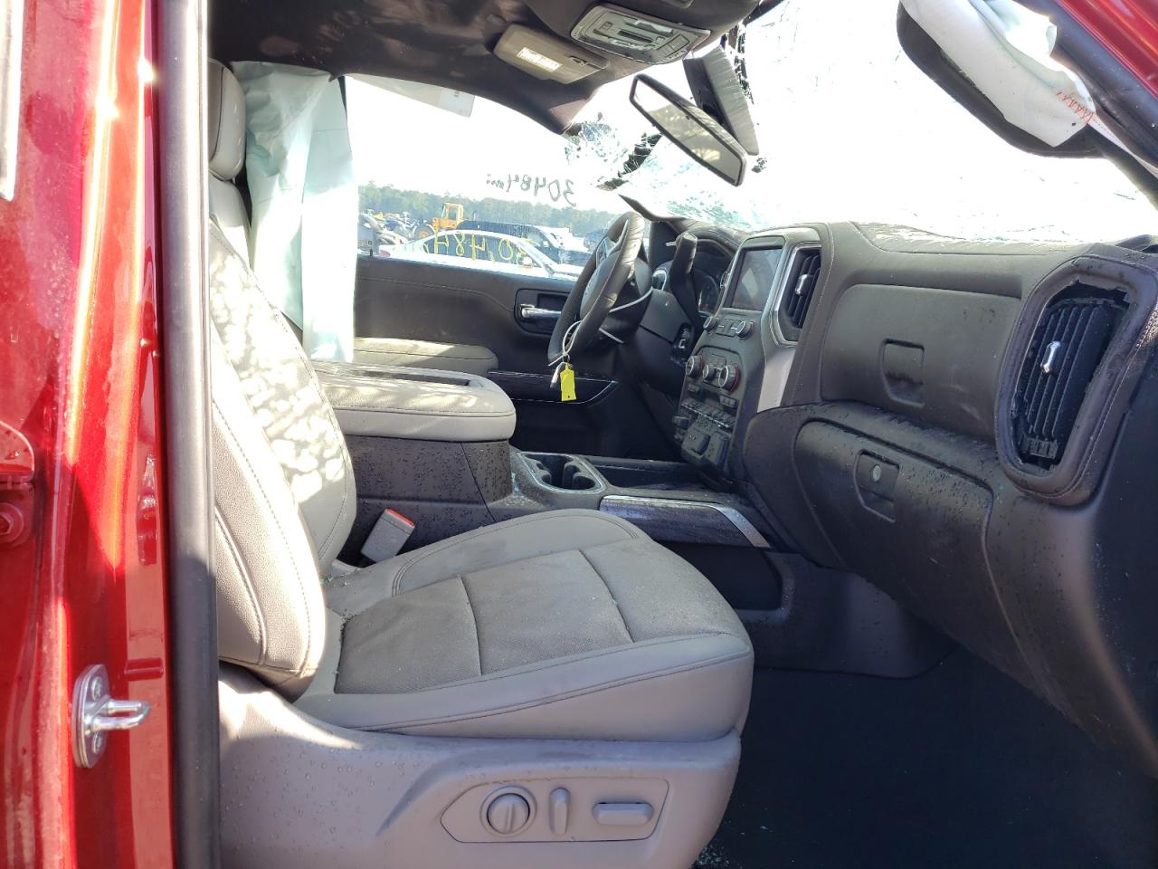 Photo 5 from auction – 2021 CHEVROLET SILVERADO with VIN 3GCUYGET4MG155321