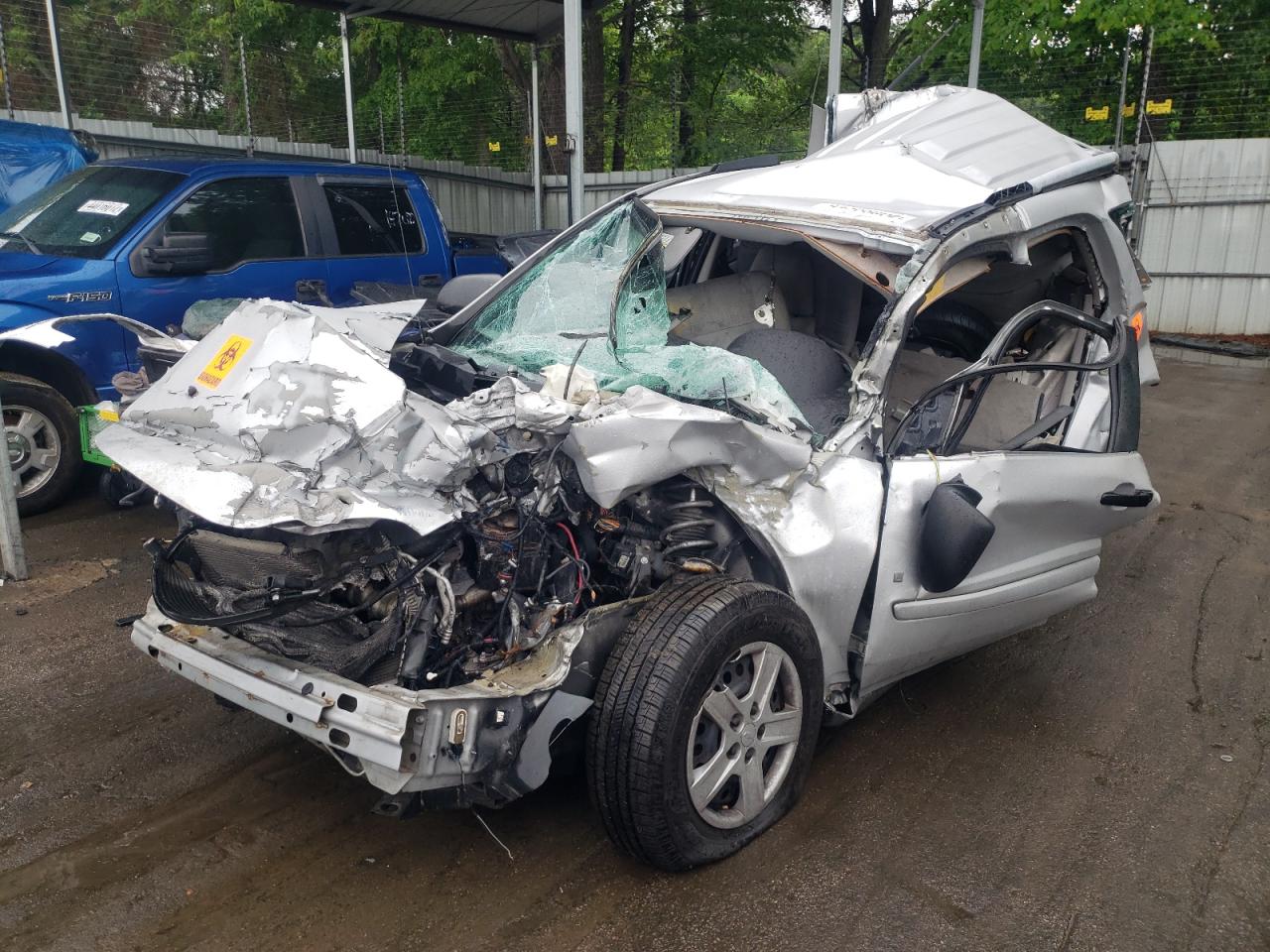 Photo 2 from auction – 2006 CHEVROLET EQUINOX LS with VIN 2CNDL13F266006084
