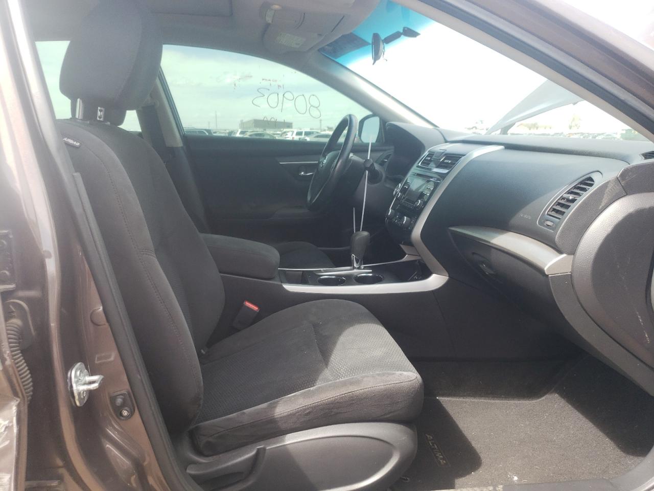 Photo 5 from auction – 2015 NISSAN ALTIMA 2.5 with VIN 1N4AL3AP3FC220528