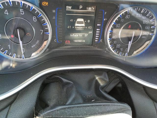 Photo 8 from auction – 2015 CHRYSLER 200 LIMITE with VIN 1C3CCCAB8FN590373