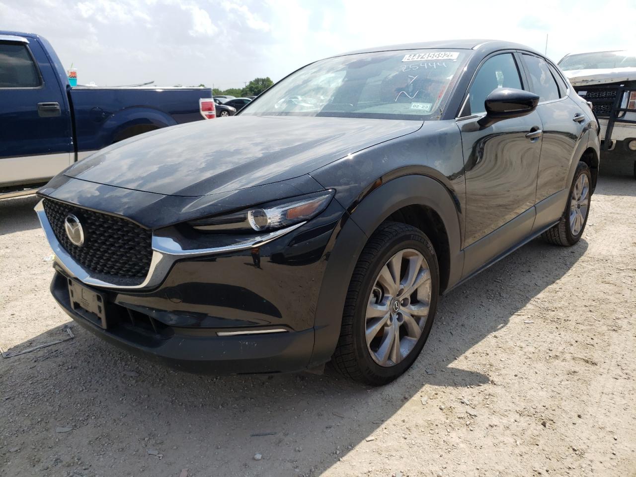 Photo 2 from auction – 2021 MAZDA CX-30 SELE with VIN 3MVDMABL8MM243785