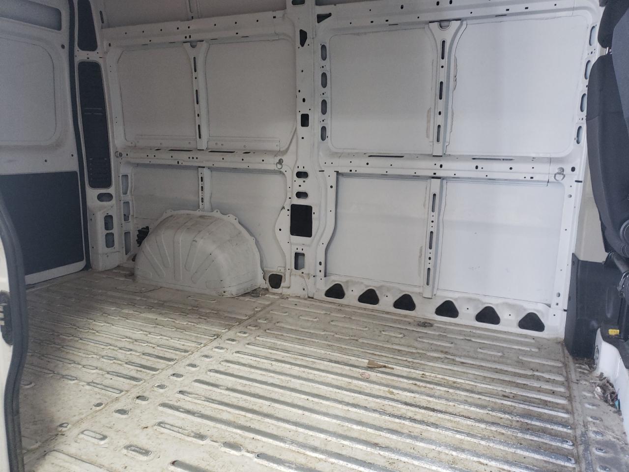 Photo 6 from auction – 2020 RAM PROMASTER with VIN 3C6TRVBGXLE113354