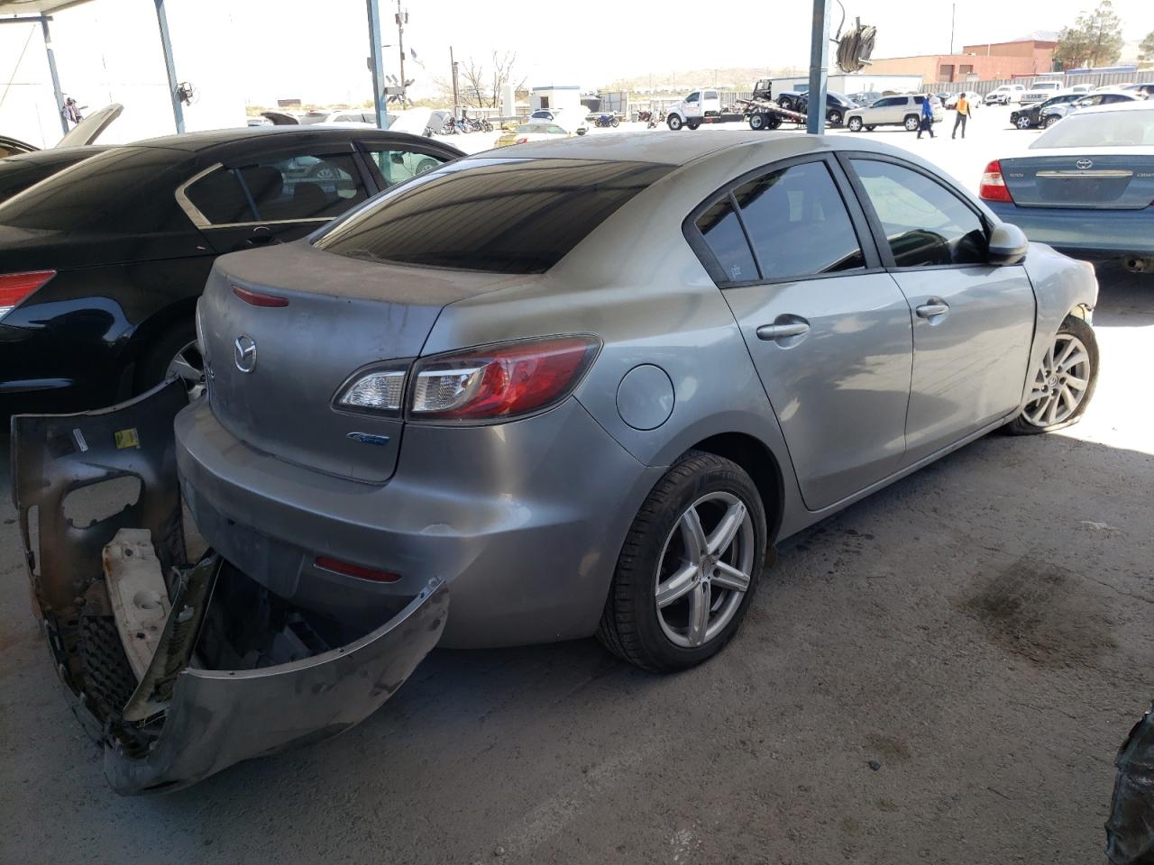 Photo 4 from auction – 2012 MAZDA 3 I with VIN JM1BL1V76C1668931
