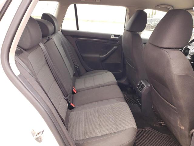 Photo 6 from auction – 2011 VOLKSWAGEN JETTA S with VIN 3VWPX7AJ3BM677499