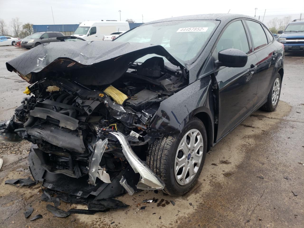 Photo 2 from auction – 2012 FORD FOCUS SE with VIN 1FAHP3F2XCL463927