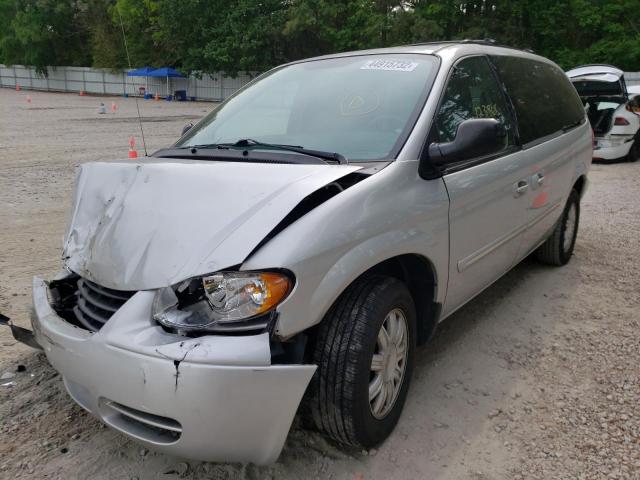 Photo 2 from auction – 2005 CHRYSLER TOWN&COUNT with VIN 2C8GP54L05R186713