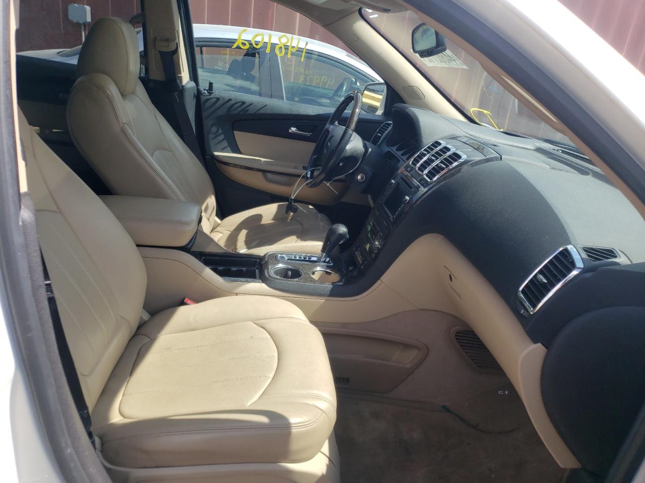 Photo 5 from auction – 2011 GMC ACADIA DEN with VIN 1GKKRTED2BJ417309