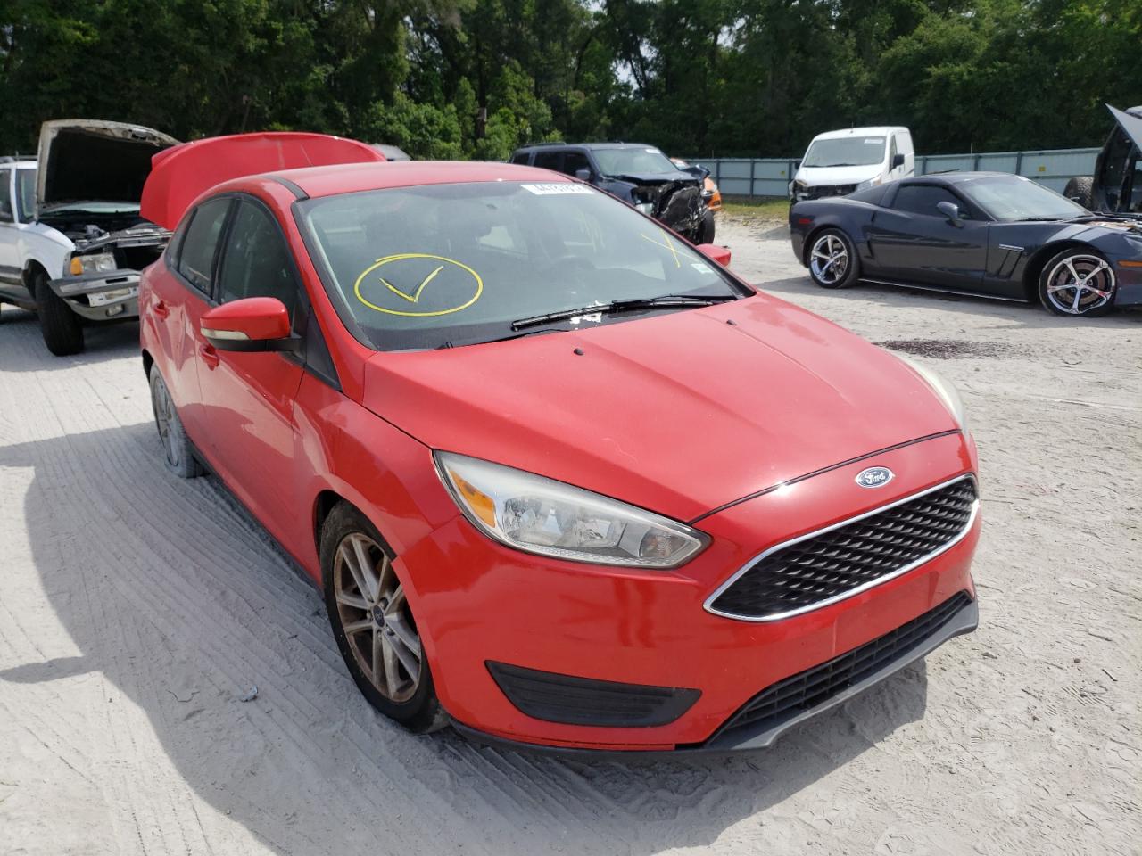 FORD FOCUS SE 2016 with VIN 1FADP3F26GL263387 - Photo from auction