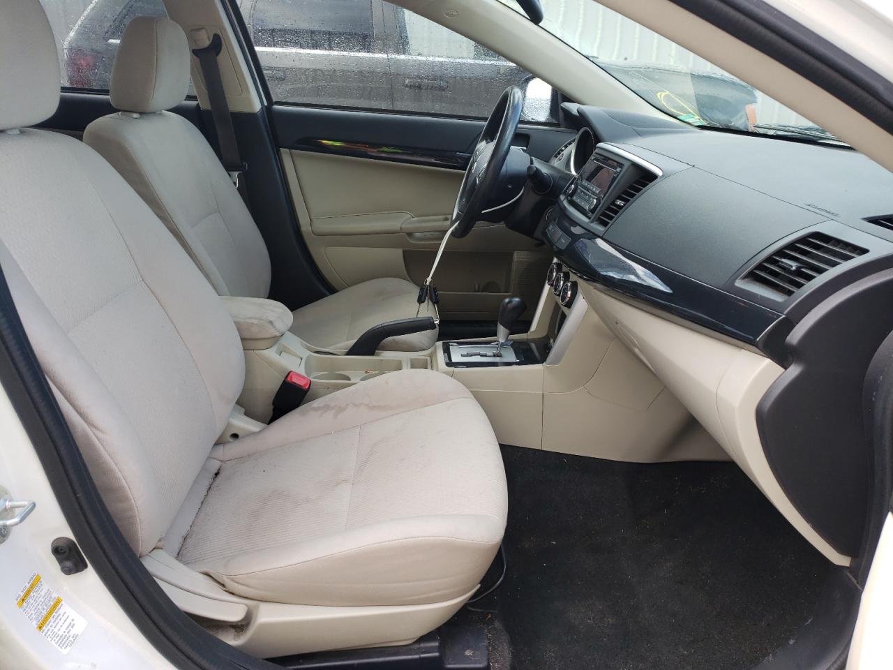 Photo 5 from auction – 2016 MITSUBISHI LANCER ES with VIN JA32U2FU0GU003095