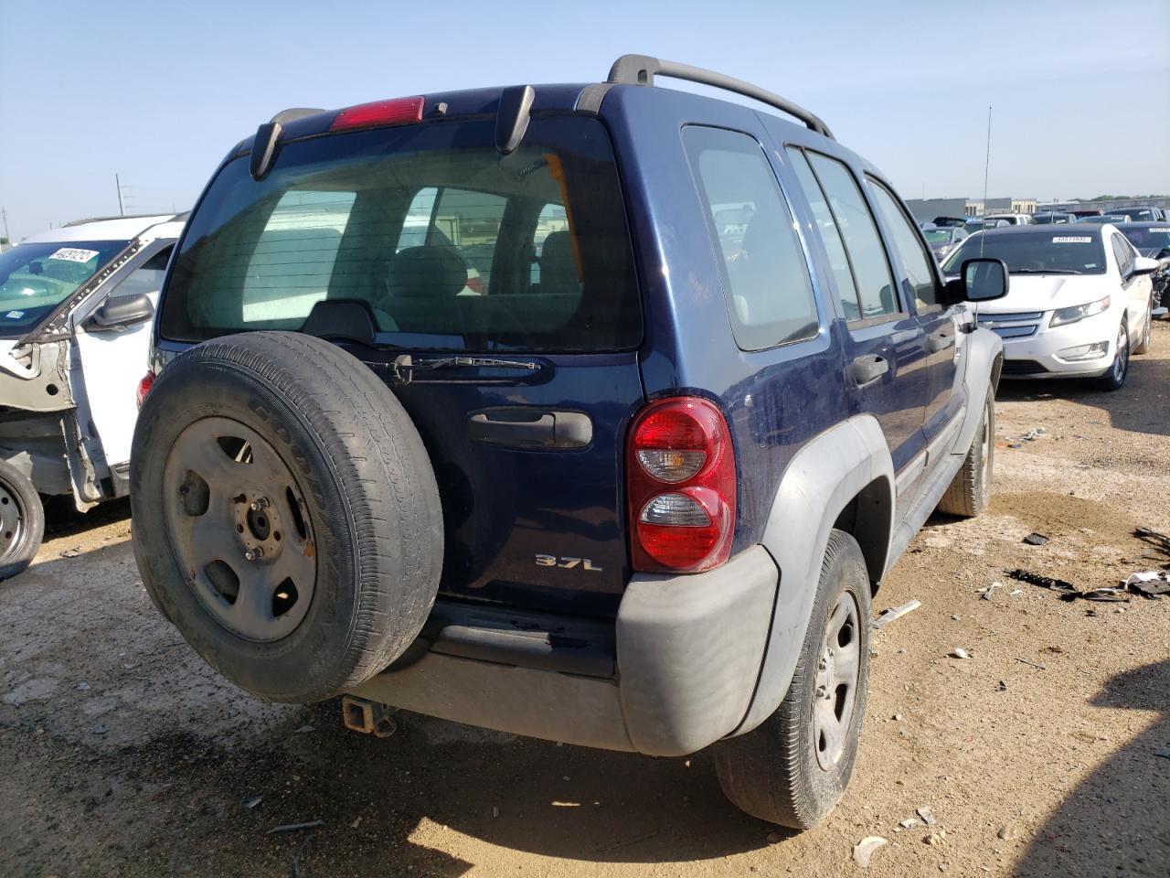 Photo 4 from auction – 2007 JEEP LIBERTY SP with VIN 1J4GL48K57W640693