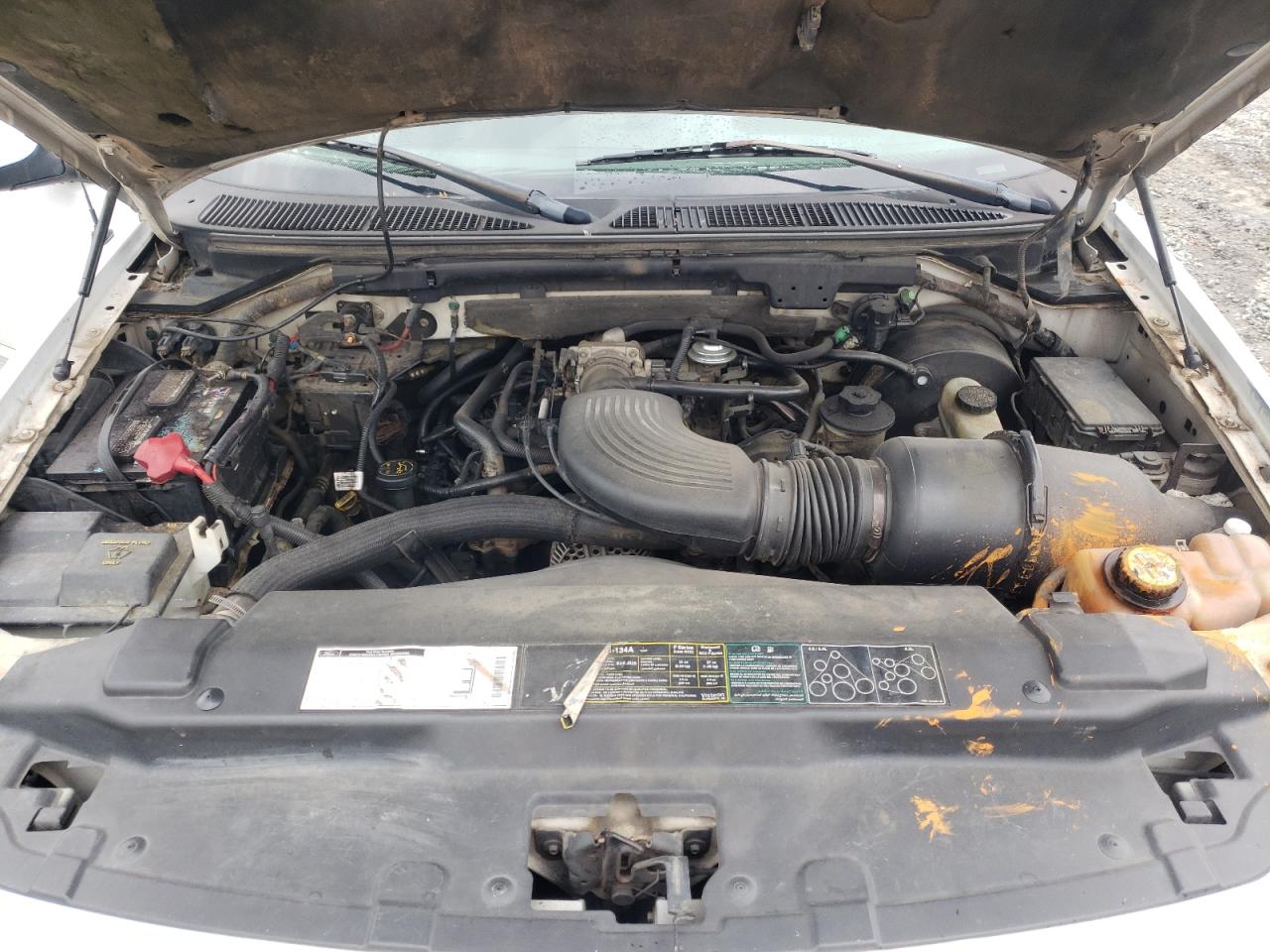 Photo 7 from auction – 2002 FORD F150 with VIN 1FTRX18L72NC01763