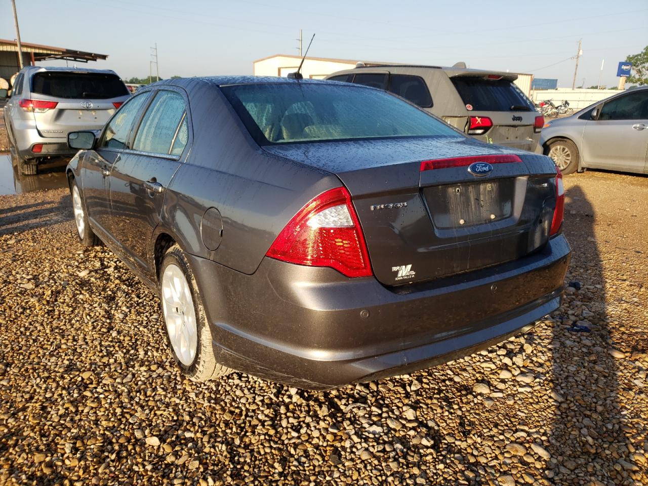 Photo 3 from auction – 2011 FORD FUSION SE with VIN 3FAHP0HA0BR127593