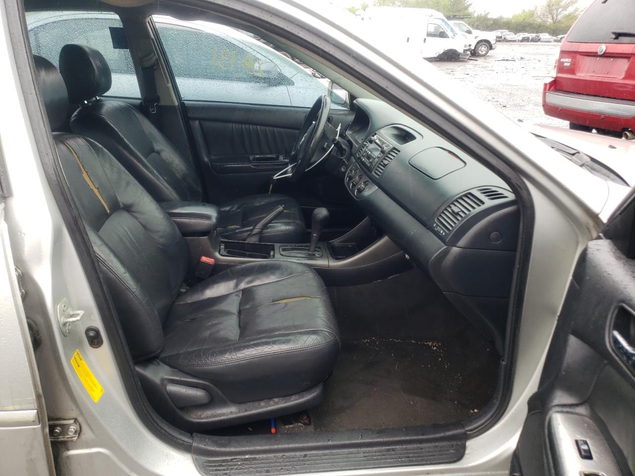 Photo 5 from auction – 2003 TOYOTA CAMRY LE with VIN 4T1BF30K33U552045
