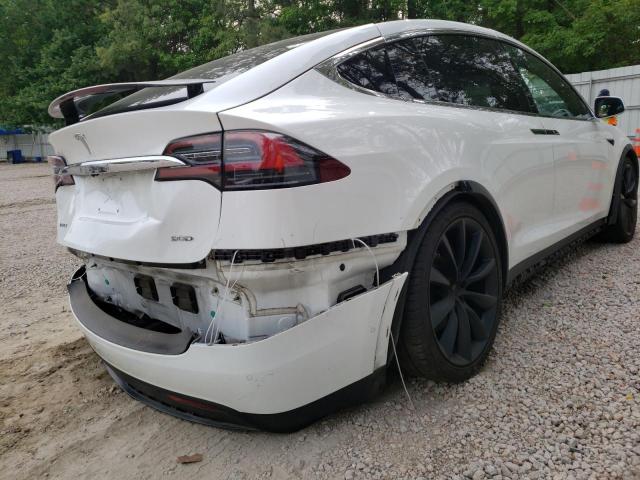 Photo 4 from auction – 2016 TESLA MODEL X with VIN 5YJXCDE26GF026170