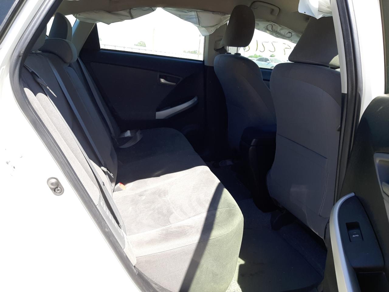 Photo 6 from auction – 2013 TOYOTA PRIUS PLUG with VIN JTDKN3DP3D3039379