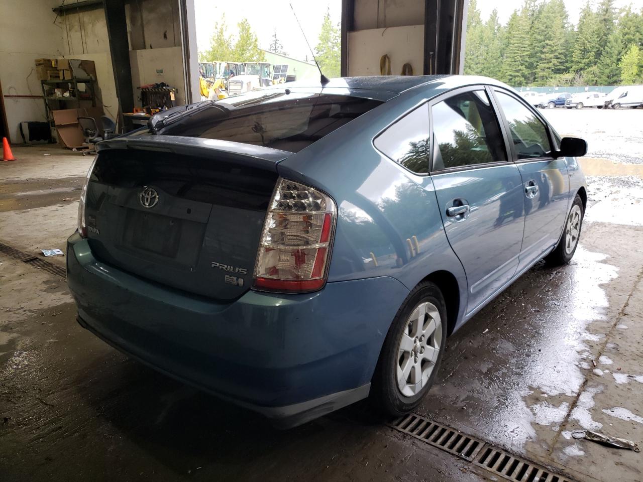 Photo 4 from auction – 2006 TOYOTA PRIUS with VIN JTDKB20U767512730