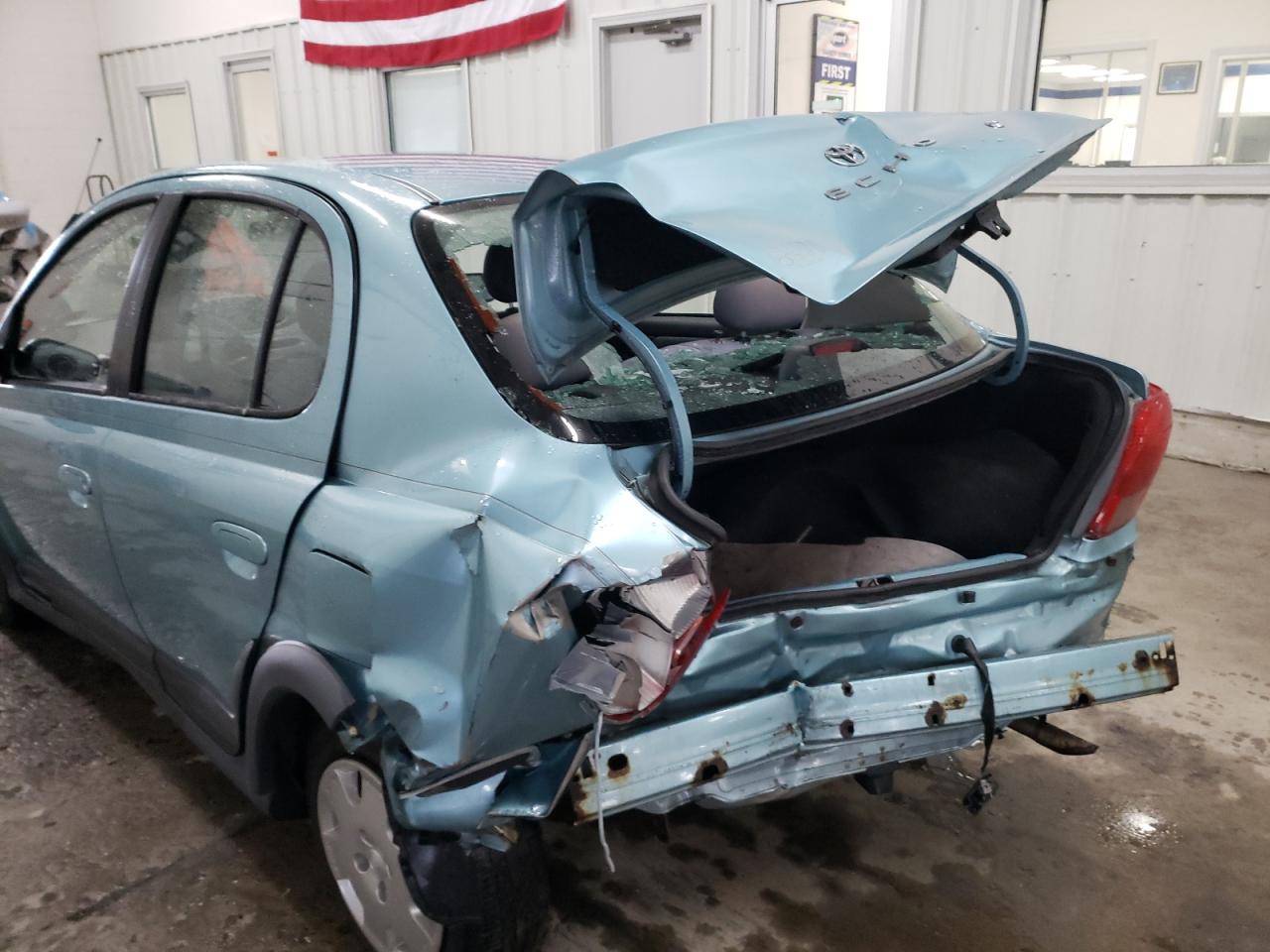 Photo 9 from auction – 2002 TOYOTA ECHO with VIN JTDBT123220229053