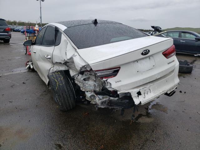 Photo 3 from auction – 2016 KIA OPTIMA SX with VIN 5XXGW4L29GG016238