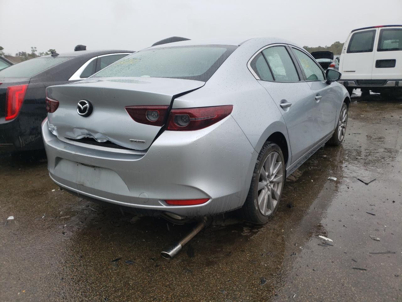 Photo 4 from auction – 2020 MAZDA 3 SELECT with VIN 3MZBPACL6LM131707